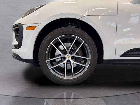 2023 Porsche Macan