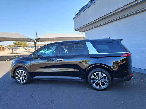 2024 Kia Carnival EX