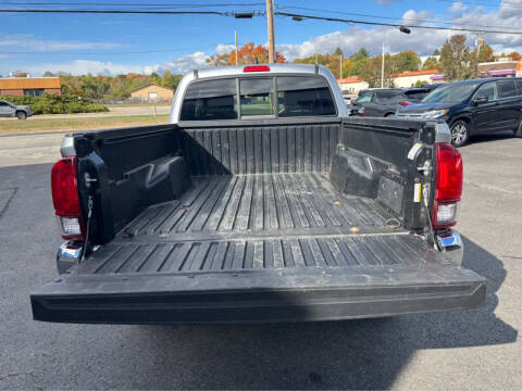 2022 Toyota Tacoma SR5