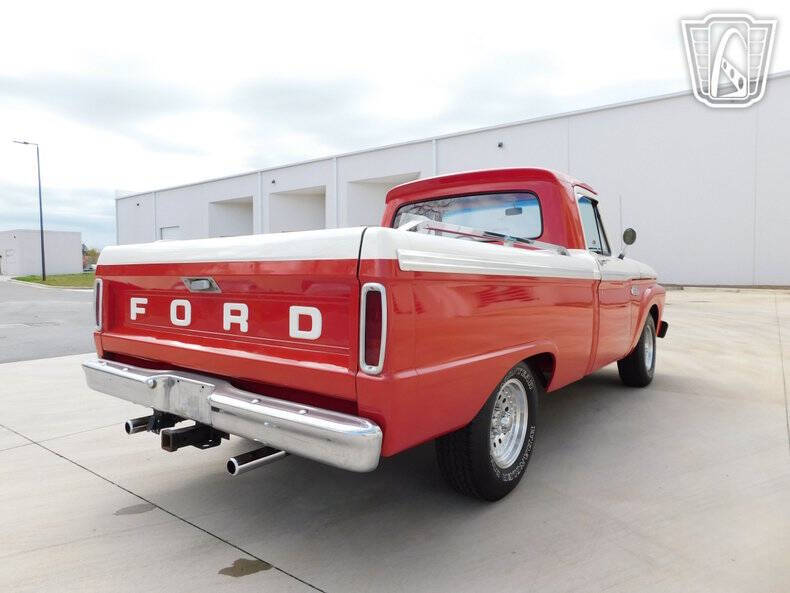 1965 Ford F-100
