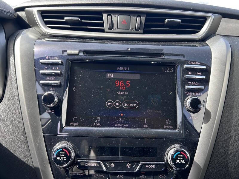 2024 Nissan Murano SV