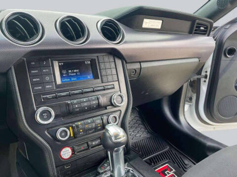 2015 Ford Mustang EcoBoost Premium