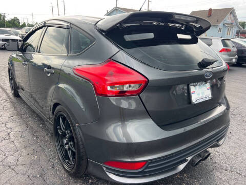 2018 Ford Focus ST