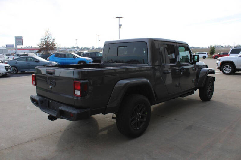 2026 Jeep Gladiator Sport S