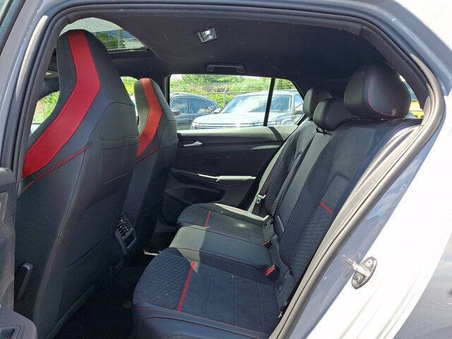 2026 Volkswagen Golf GTI SE