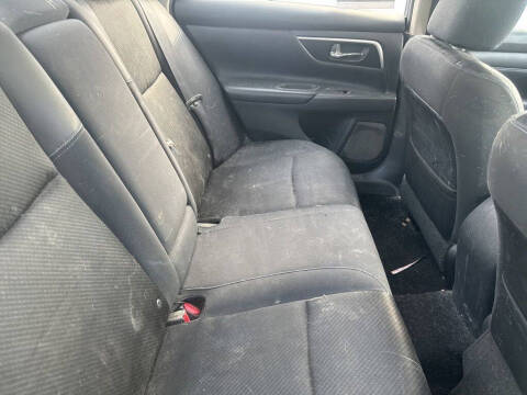 2017 Nissan Altima 3.5 SR