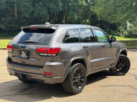 2017 Jeep Grand Cherokee Laredo