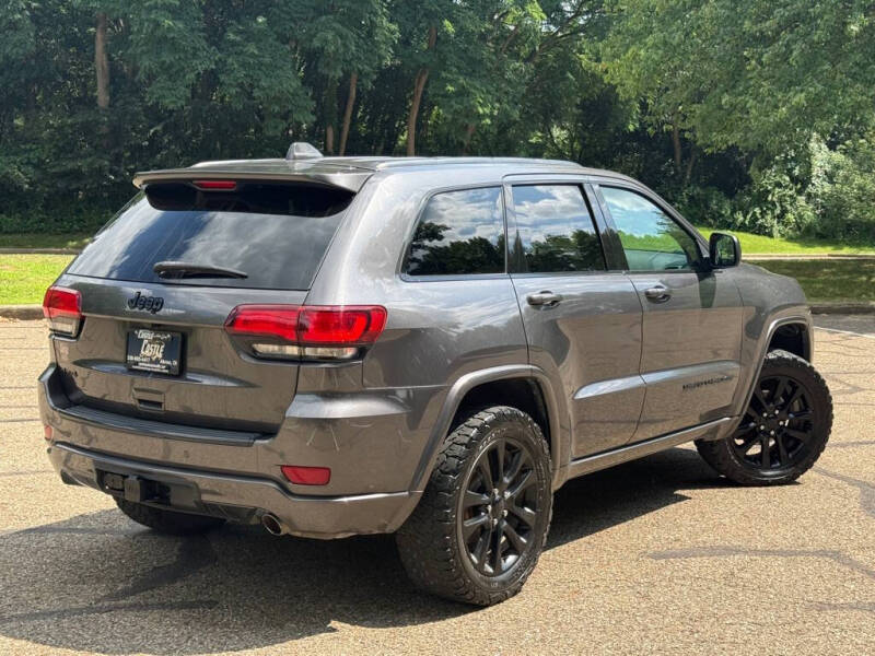 2017 Jeep Grand Cherokee Laredo