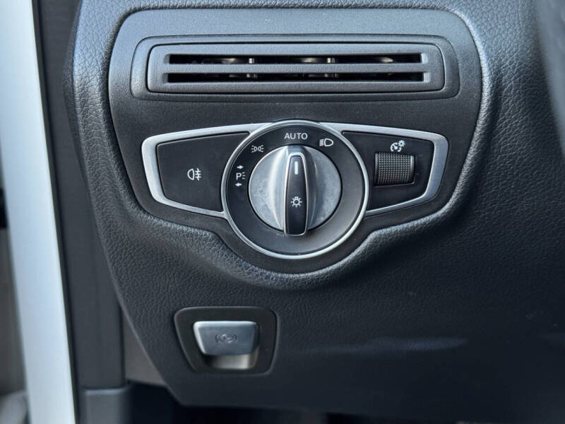 2019 Mercedes-Benz GLC GLC 300 4MATIC