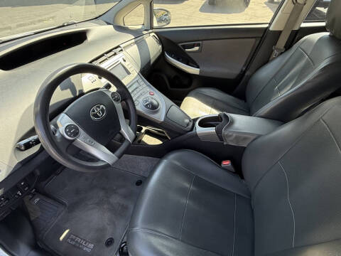 2014 Toyota Prius Plug-in Hybrid