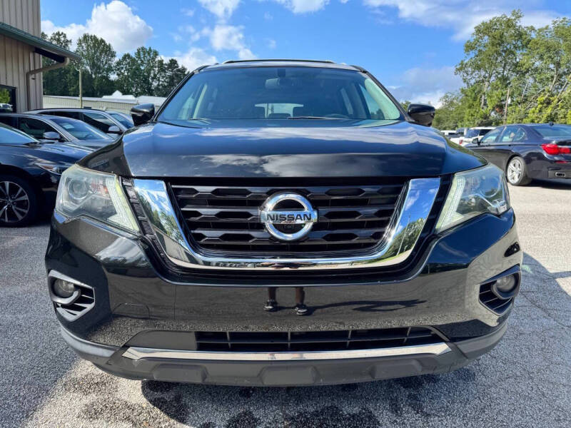 2017 Nissan Pathfinder SL