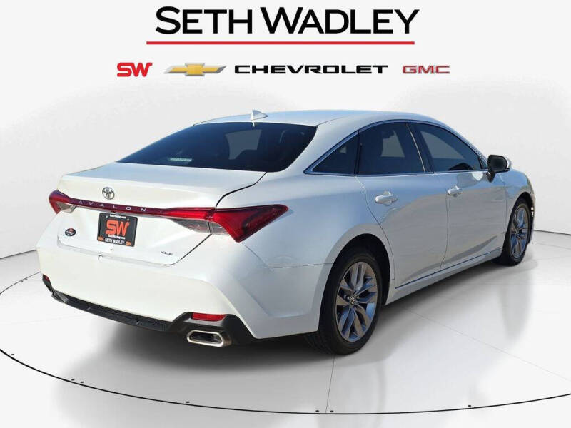 2021 Toyota Avalon XLE
