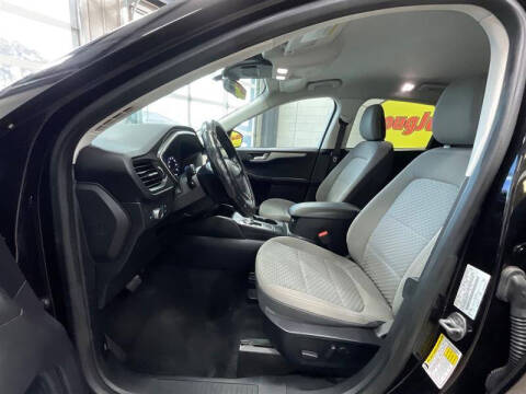 2021 Ford Escape Hybrid SE