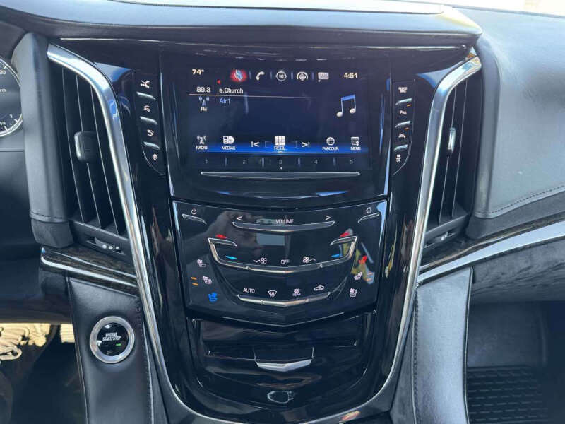 2016 Cadillac Escalade Platinum