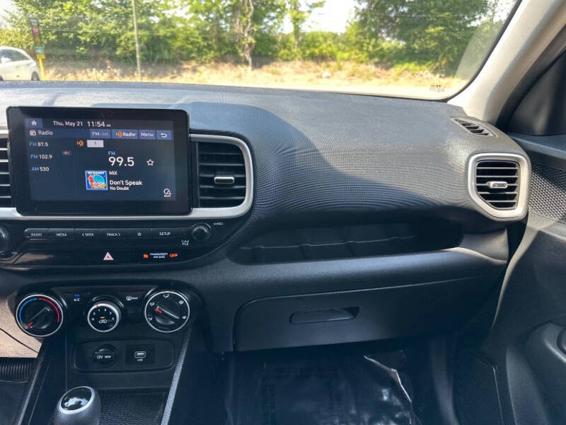 2021 Hyundai Venue SE