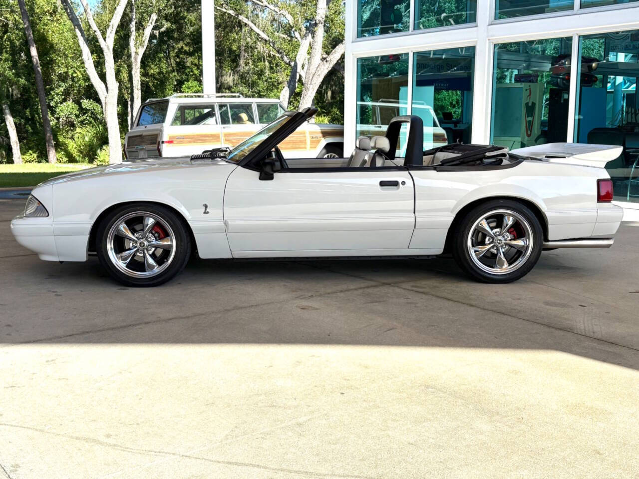 1993 Ford Mustang 9