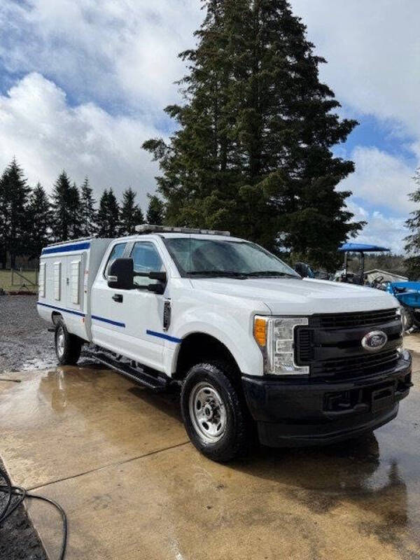 2017 Ford F-350 for sale at DirtWorx Equipment - Trucks in Woodland WA