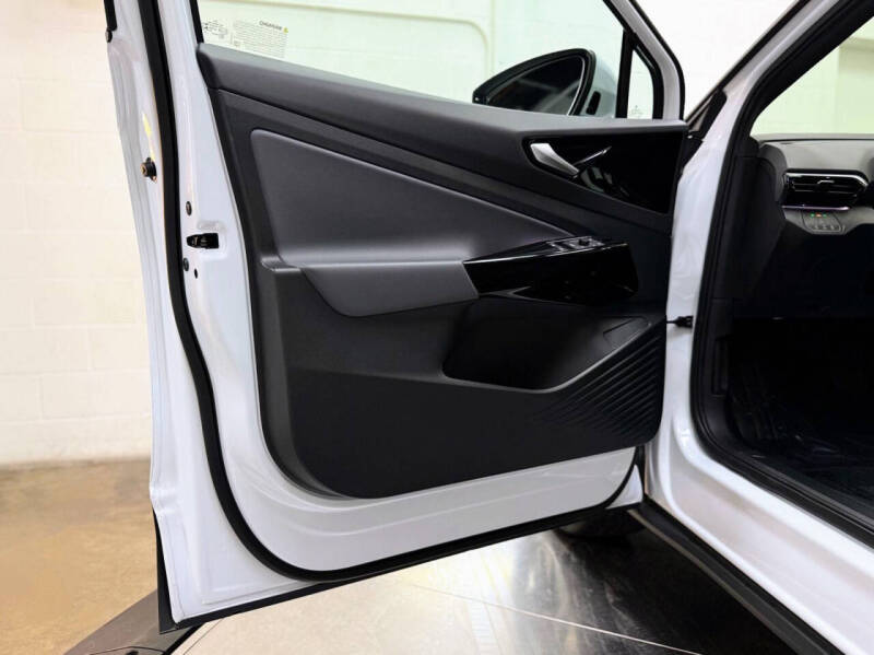 2022 Volkswagen ID.4 Pro