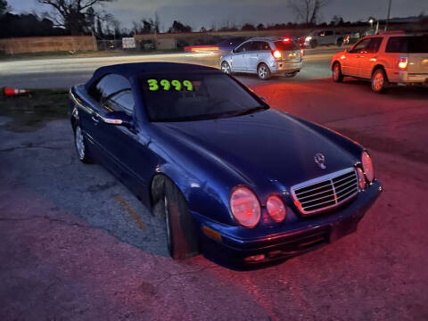 2003 Mercedes-Benz CLK for sale at SCOTT HARRISON MOTOR CO in Houston TX