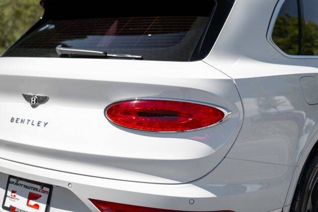 2022 Bentley Bentayga V8
