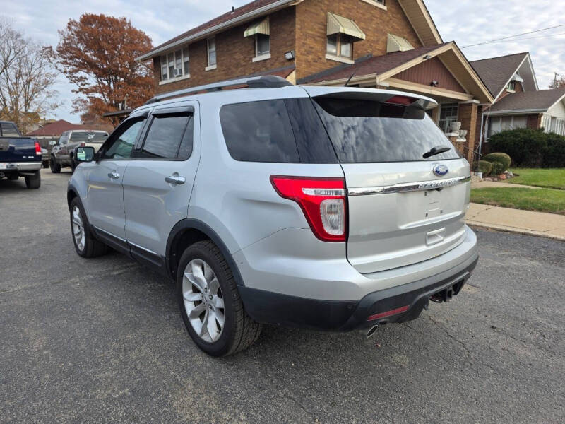 2011 Ford Explorer Limited