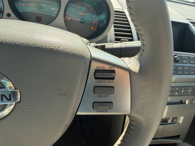 2004 Nissan Maxima