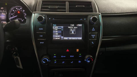 2016 Toyota Camry LE
