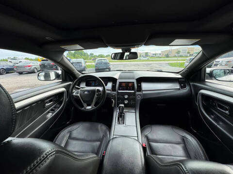 2013 Ford Taurus SEL