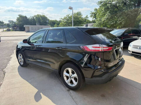 2020 Ford Edge SE