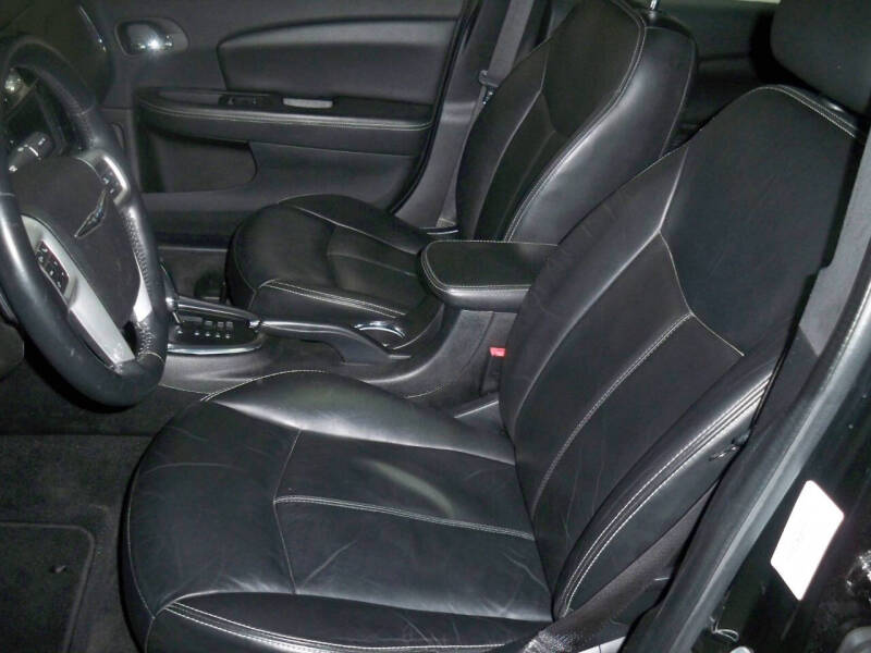 2014 Chrysler 200 Limited