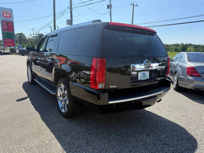 2011 Cadillac Escalade ESV Luxury