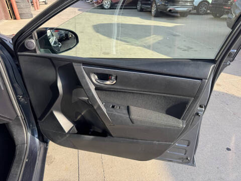 2017 Toyota Corolla LE