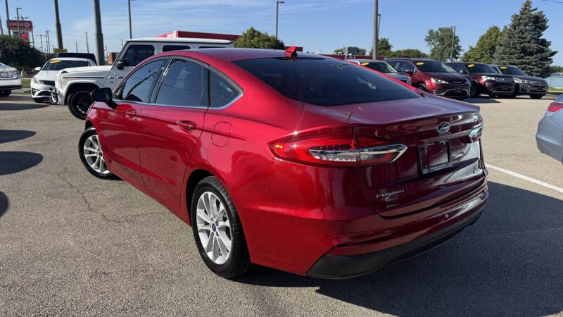 2020 Ford Fusion SE