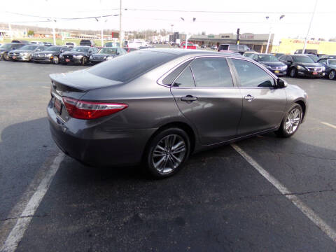 2016 Toyota Camry SE