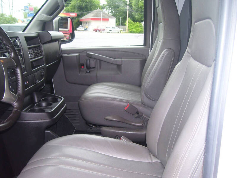 2018 Chevrolet Express 2500