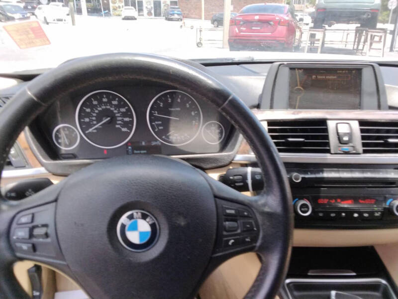 2014 BMW 3 Series 320i