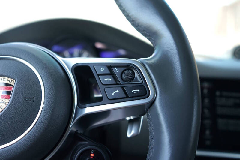 2020 Porsche Cayenne S Coupe