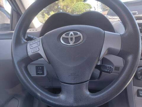2012 Toyota Corolla LE