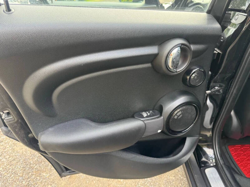 2016 MINI Hardtop 4 Door Cooper