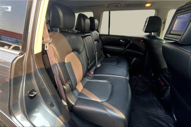 2017 Nissan Armada Platinum