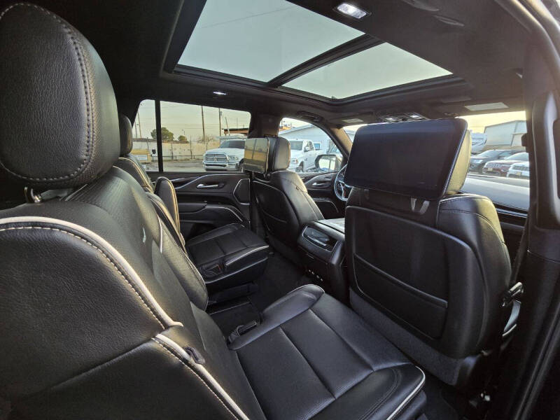 2023 Cadillac Escalade Sport