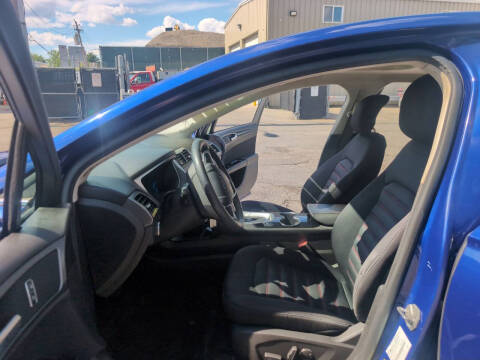 2015 Ford Fusion SE
