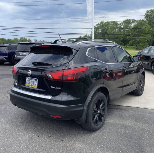 2018 Nissan Rogue Sport SV