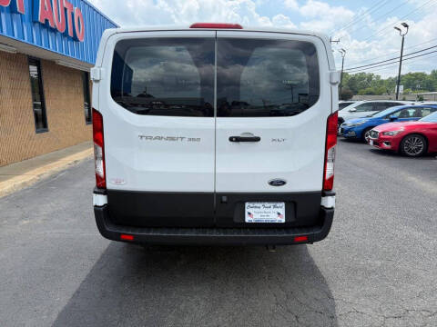 2023 Ford Transit 350 XLT