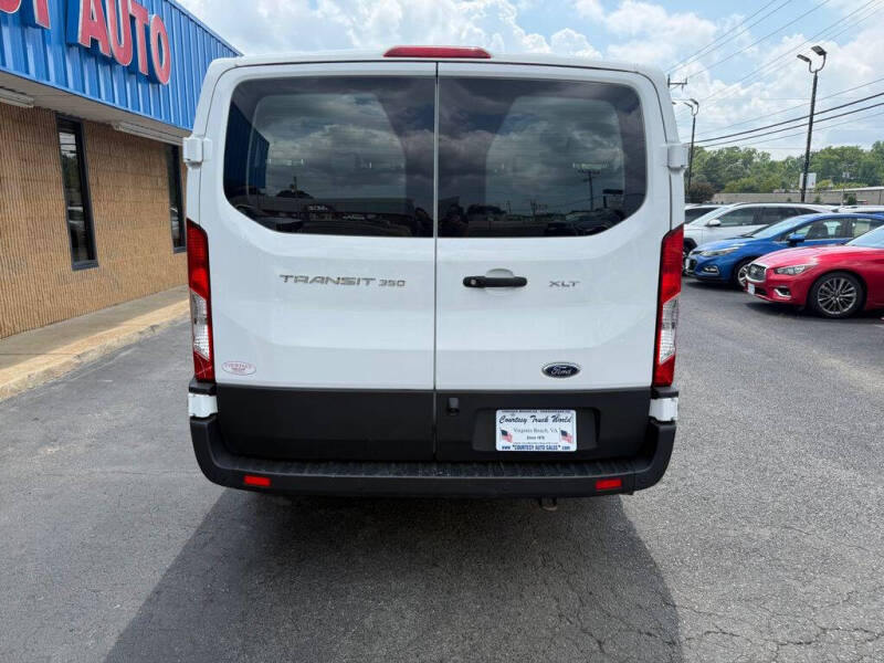2023 Ford Transit 350 XLT