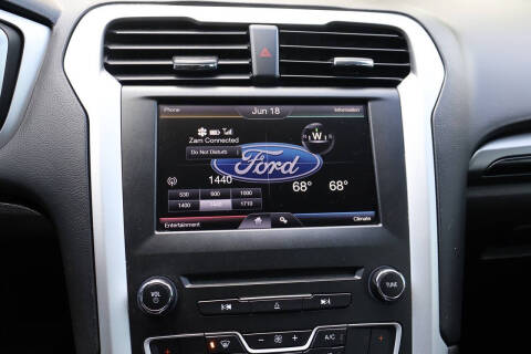 2016 Ford Fusion SE