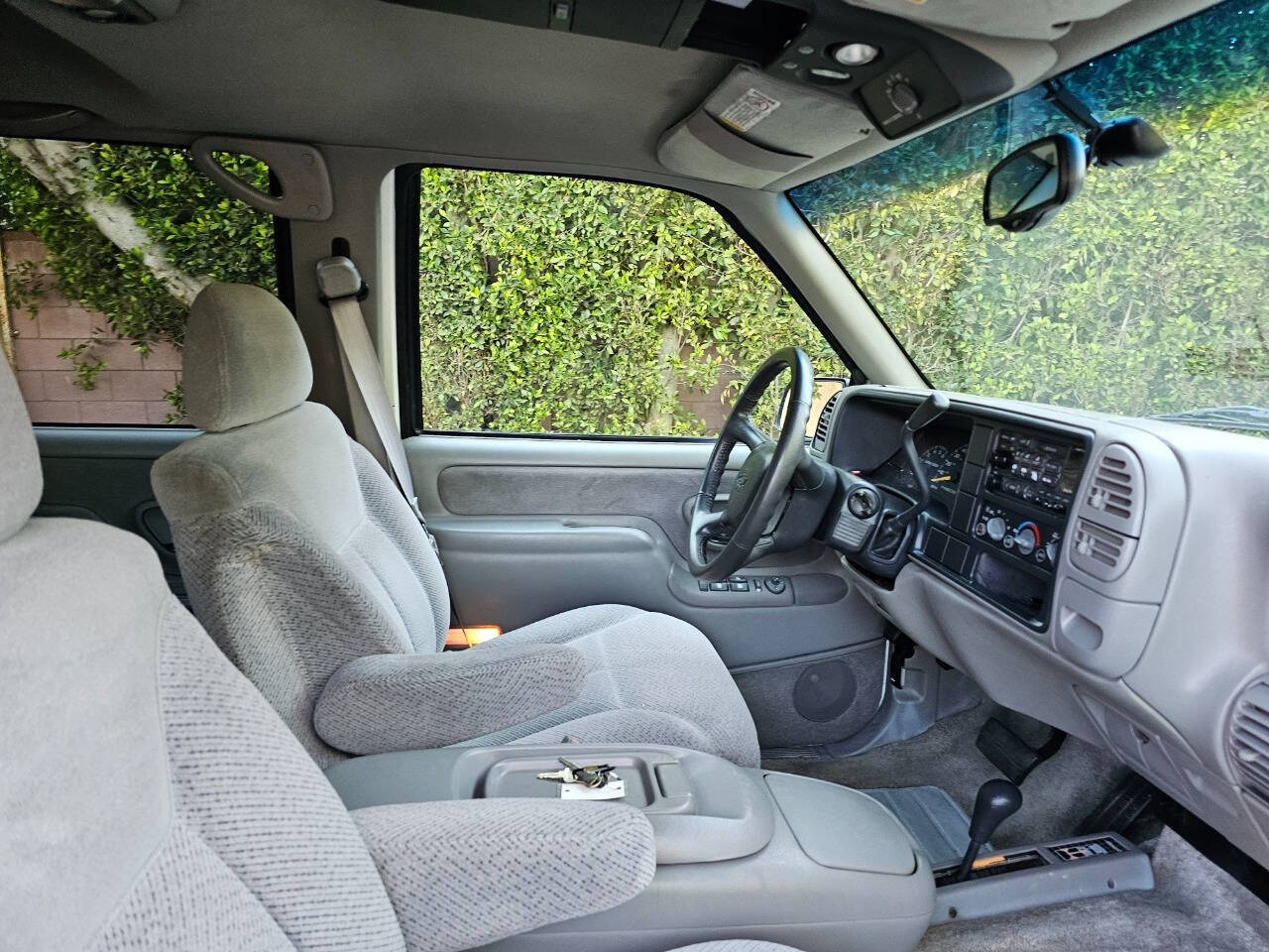 1998 Chevrolet Tahoe 39