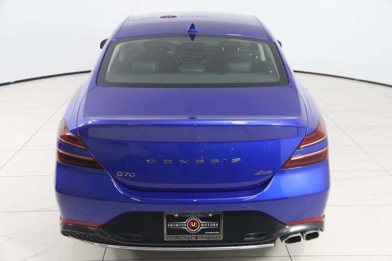 2022 Genesis G70