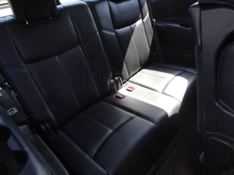 2018 Nissan Pathfinder SL