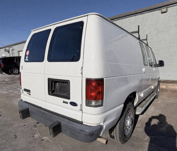 2011 Ford E-Series E-250